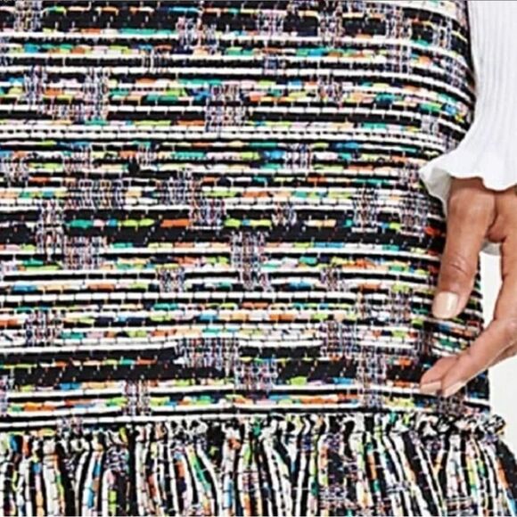 Ann Taylor Tweed Pencil Ruffle Skirt Petite 8P - Picture 4 of 9